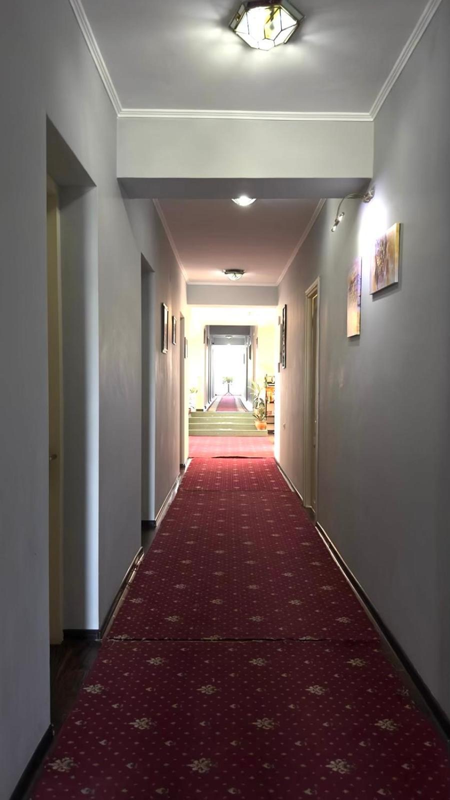 Europa Hotel-Kutaisi Eksteriør bilde